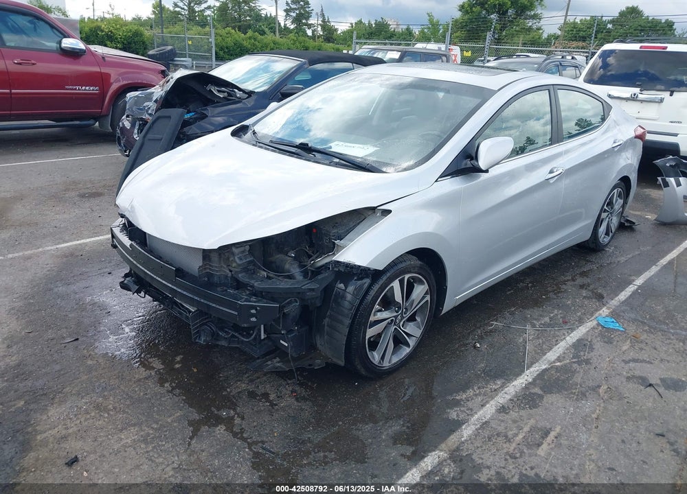 2015 HYUNDAI ELANTRA VIN: KMHDH4AE7FU323115