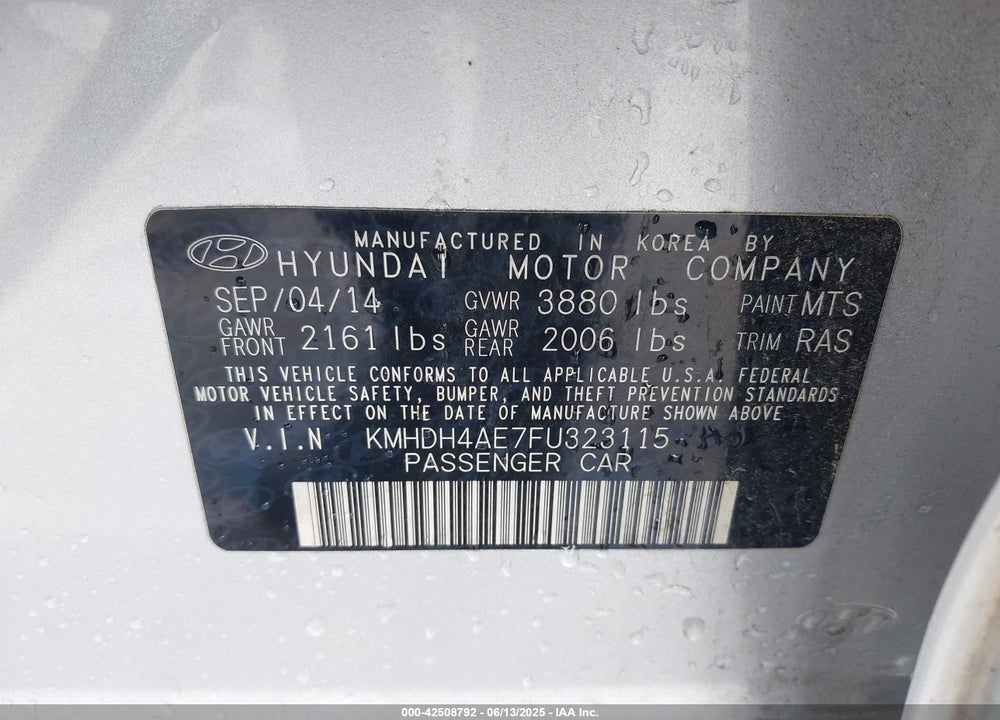2015 HYUNDAI ELANTRA VIN: KMHDH4AE7FU323115