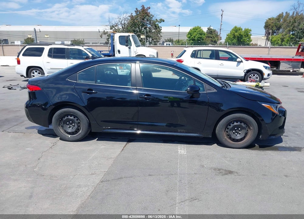 2024 TOYOTA COROLLA LE VIN: 5YFB4MDE7RP149356