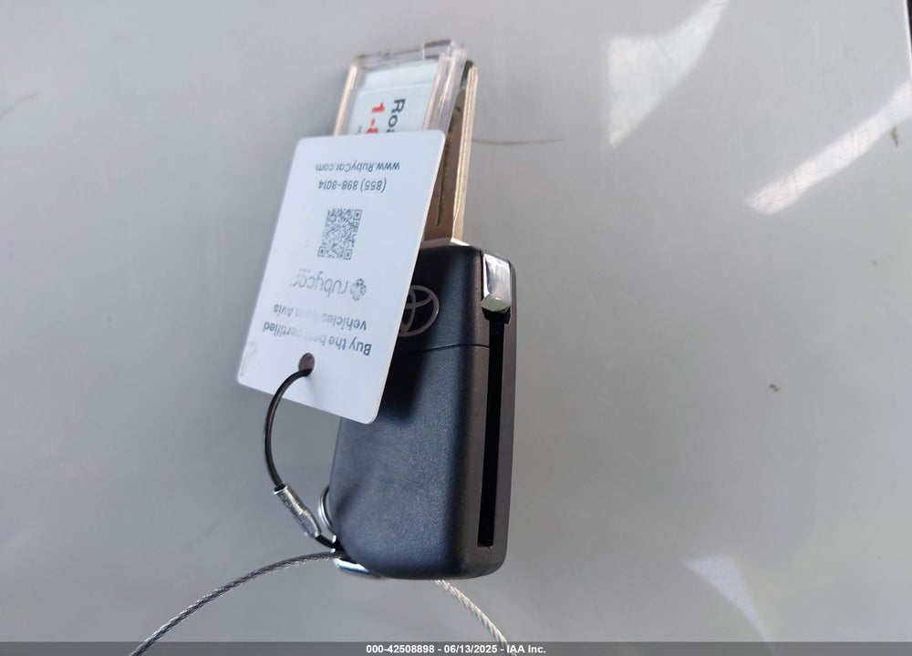2024 TOYOTA COROLLA LE VIN: 5YFB4MDE7RP149356