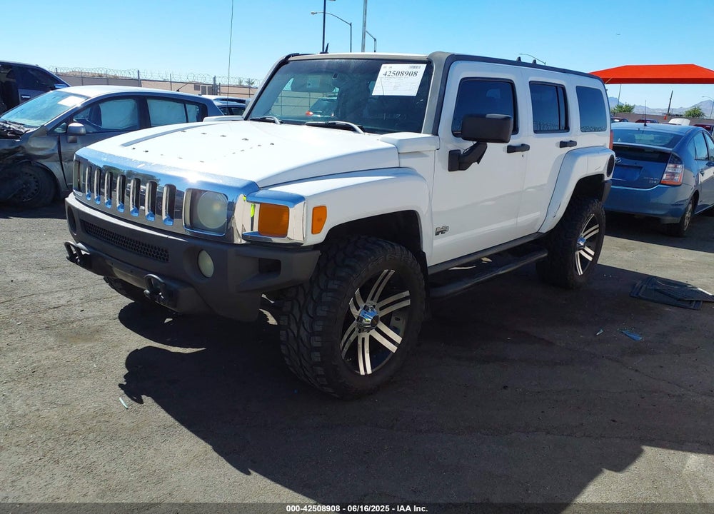 2006 HUMMER H3 SUV VIN: 5GTDN136768125895