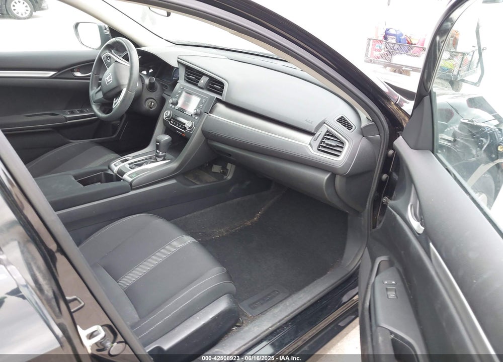 2016 HONDA CIVIC VIN: 2HGFC2F53GH507661