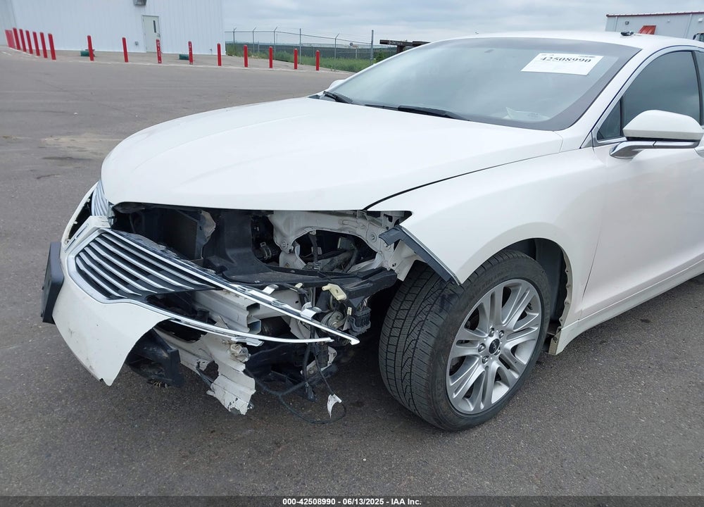 2016 LINCOLN MKZ VIN: 3LN6L2J95GR632959