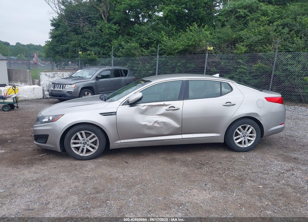 2011 KIA OPTIMA LX VIN: KNAGM4A78B5059340