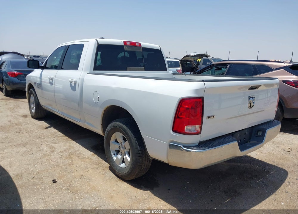 2019 RAM 1500 CLASSIC SLT 4X2 6'4 BOX VIN: 1C6RR6TT2KS704723