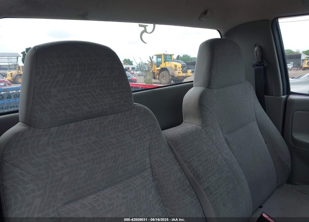 2006 CHEVROLET COLORADO LS VIN: 1GCCS148568156963