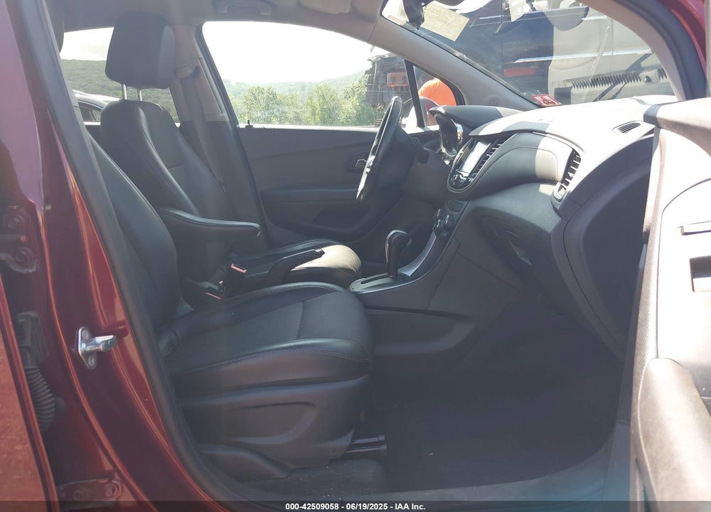 2017 CHEVROLET TRAX VIN: 3GNCJPSBXHL275544