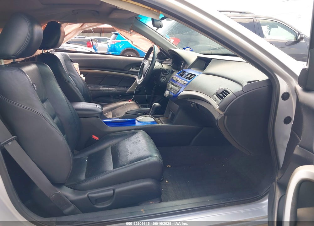 2010 HONDA ACCORD VIN: 1HGCS1B85AA010004