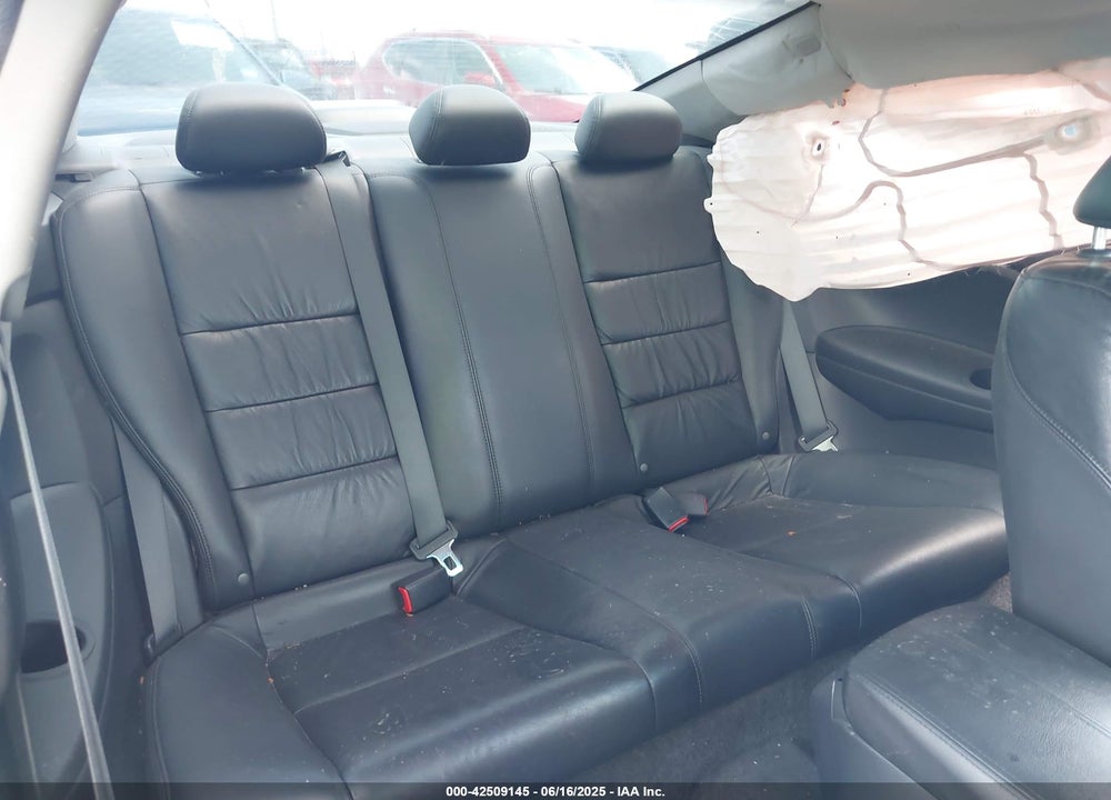 2010 HONDA ACCORD VIN: 1HGCS1B85AA010004