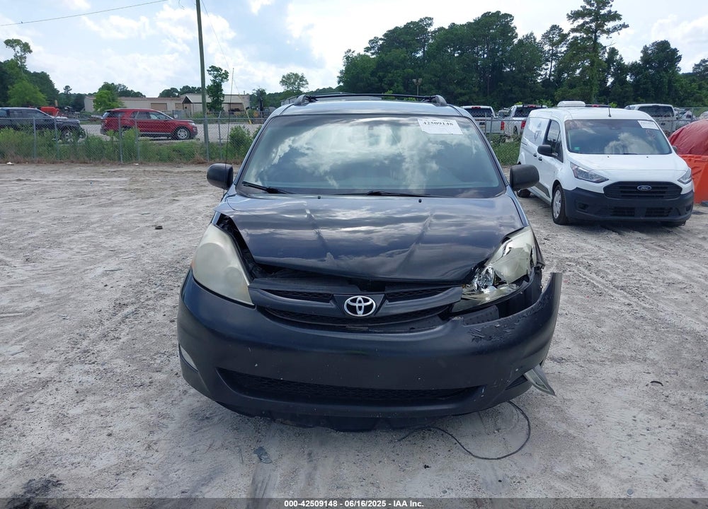 2010 TOYOTA SIENNA VIN: 5TDKK4CC3AS327670