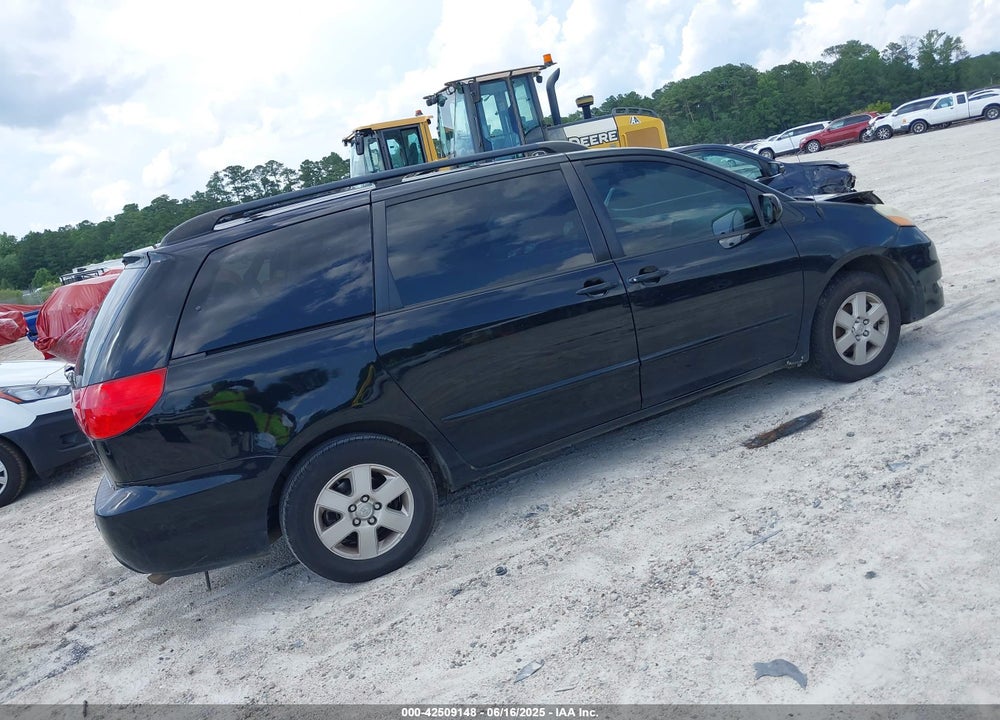 2010 TOYOTA SIENNA VIN: 5TDKK4CC3AS327670