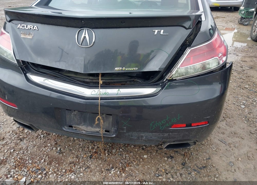 2012 ACURA TL 3.7 VIN: 19UUA9F57CA002608
