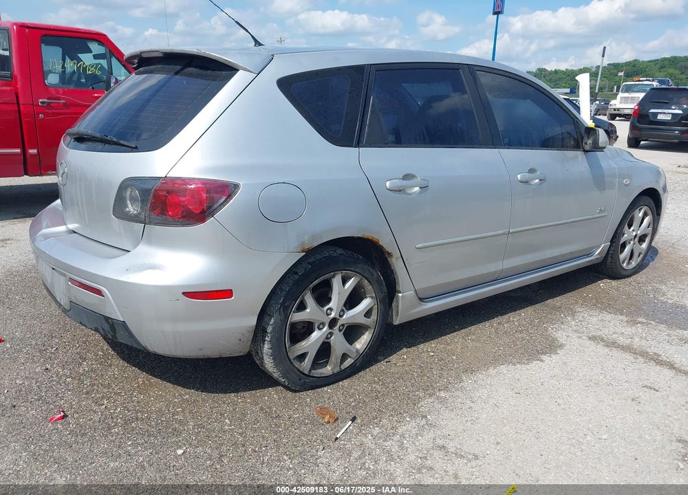 2008 MAZDA 3 S TOURING VIN: JM1BK343281858567
