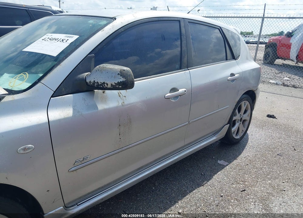 2008 MAZDA 3 S TOURING VIN: JM1BK343281858567
