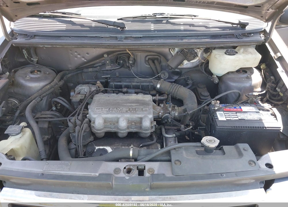 1992 DODGE CARAVAN VIN: 2B4GH2534NR515860