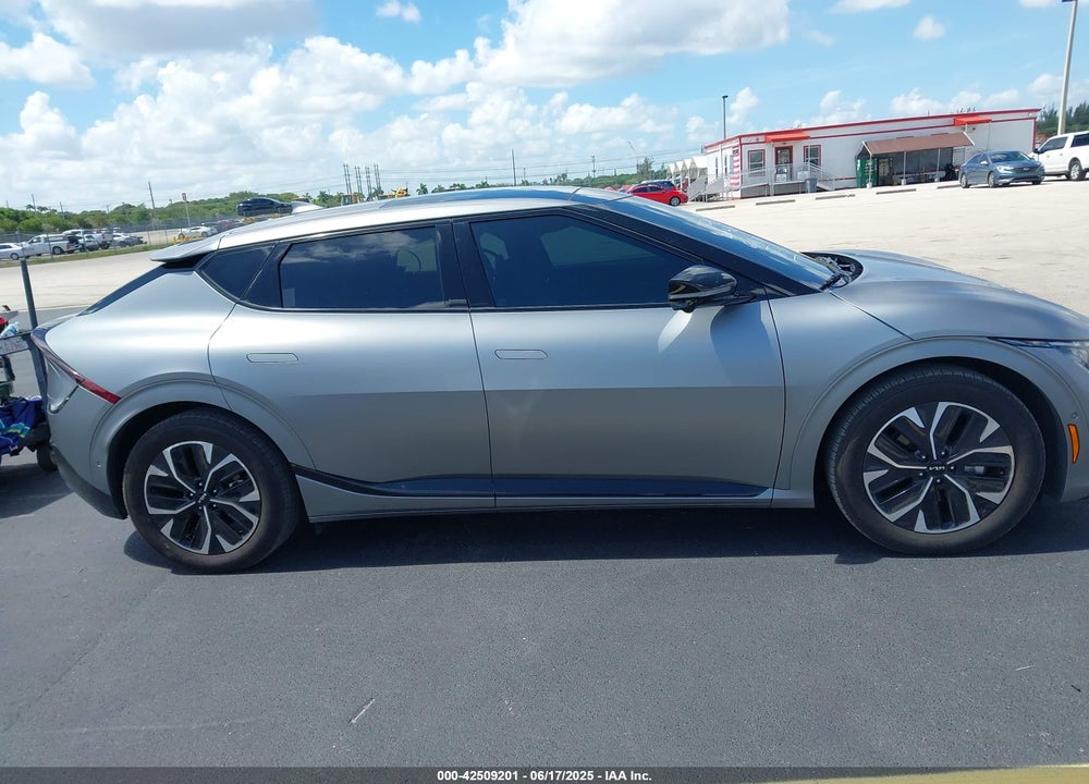 2024 KIA EV6 GT LINE VIN: KNDC44LA0R5224219