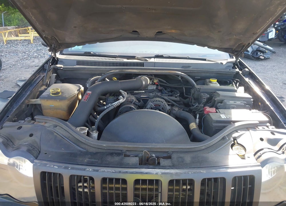 2005 JEEP GRAND CHEROKEE LAREDO VIN: 1J4GR48K65C725099
