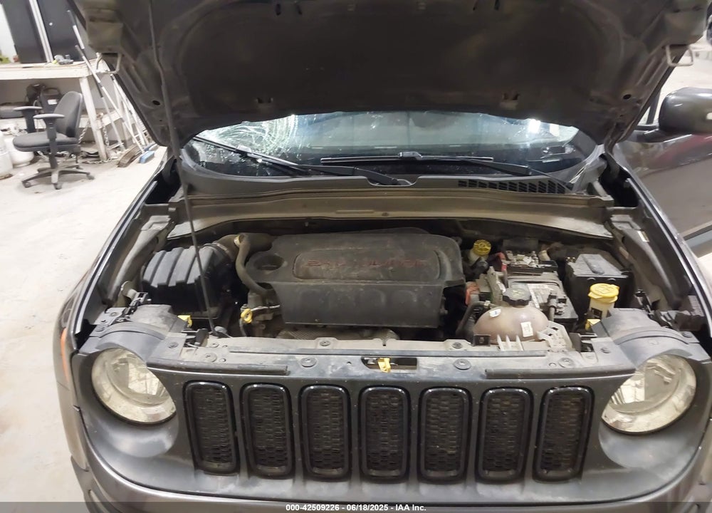2017 JEEP RENEGADE VIN: ZACCJBBB8HPE65619