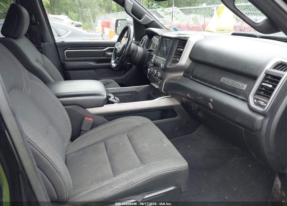 2019 RAM 1500 BIG HORN/LONE STAR 4X4 5'7 BOX VIN: 1C6SRFFT4KN782464