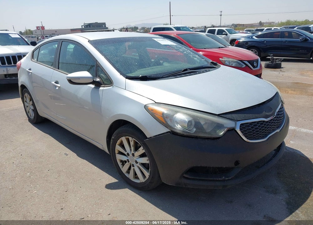 2015 KIA FORTE VIN: KNAFX4A6XF5269566