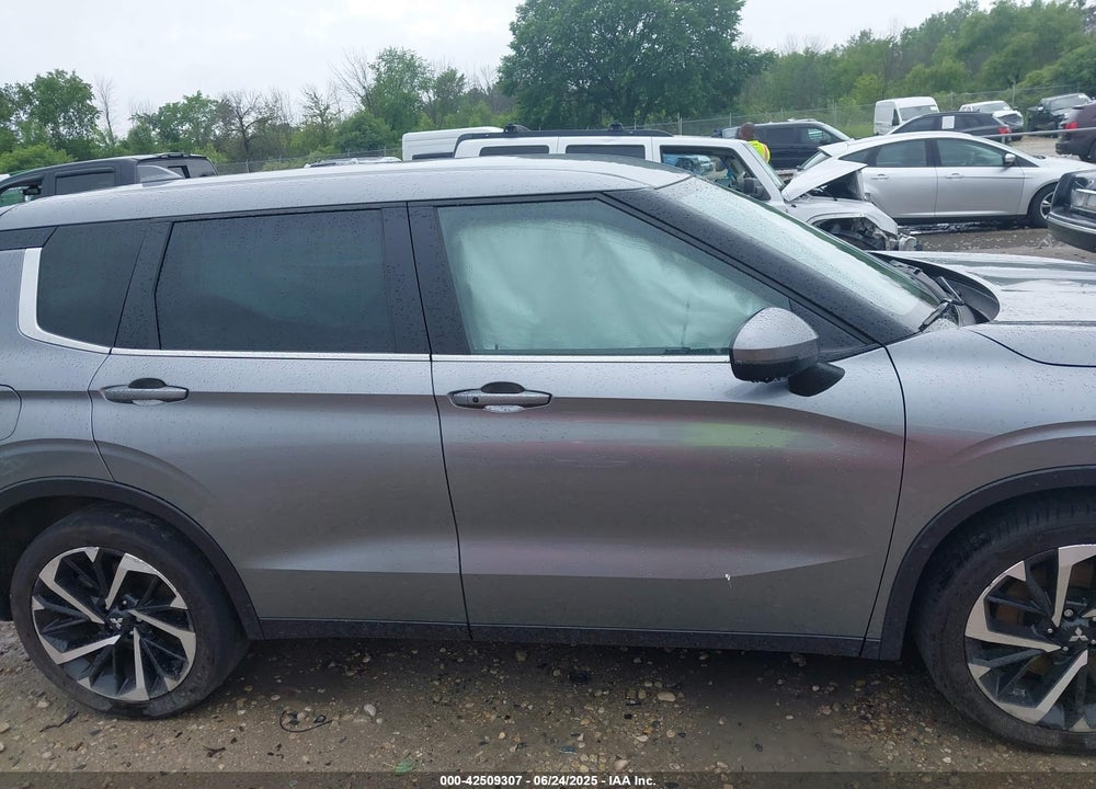 2022 MITSUBISHI OUTLANDER VIN: JA4J3UA84NZ086403