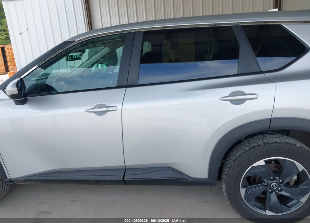 2024 NISSAN ROGUE VIN: 5N1BT3BB1RC681972