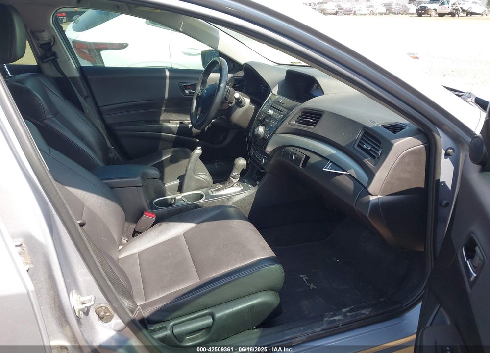 2016 ACURA ILX VIN: 19UDE2F33GA002427