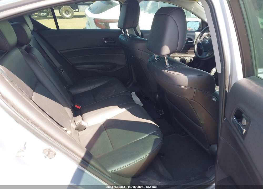 2016 ACURA ILX VIN: 19UDE2F33GA002427