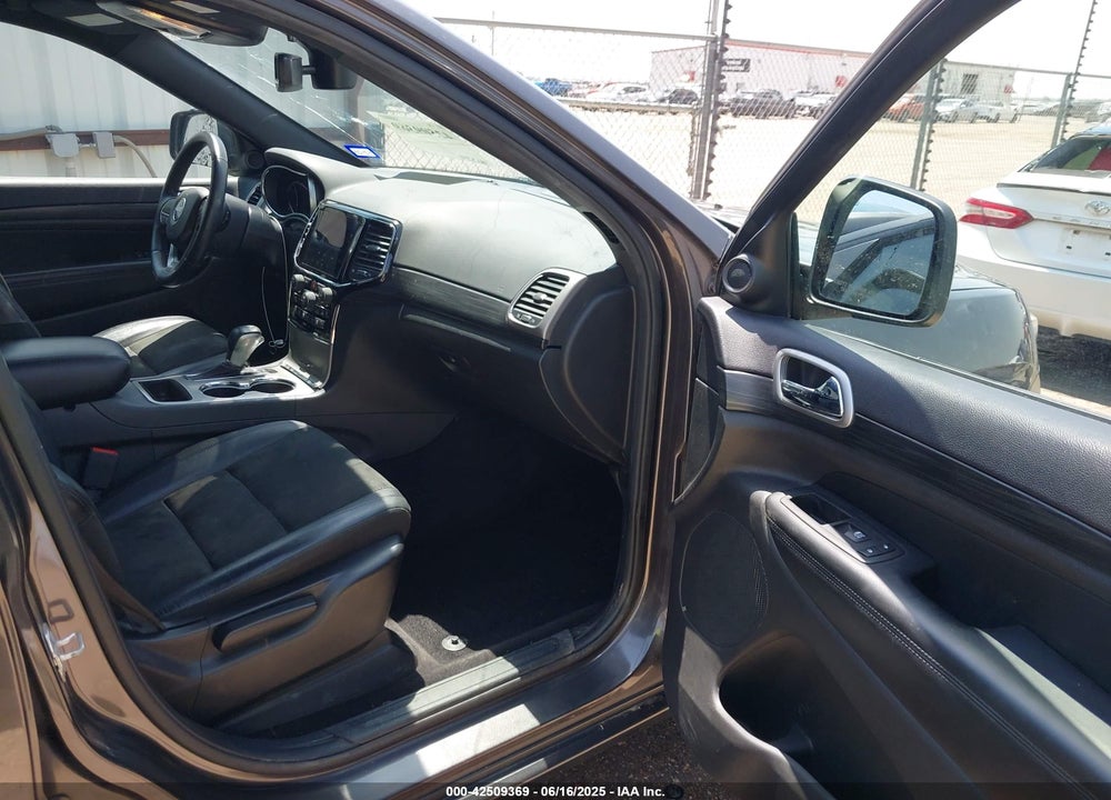 2019 JEEP GRAND CHEROKEE VIN: 1C4RJEAG9KC597518