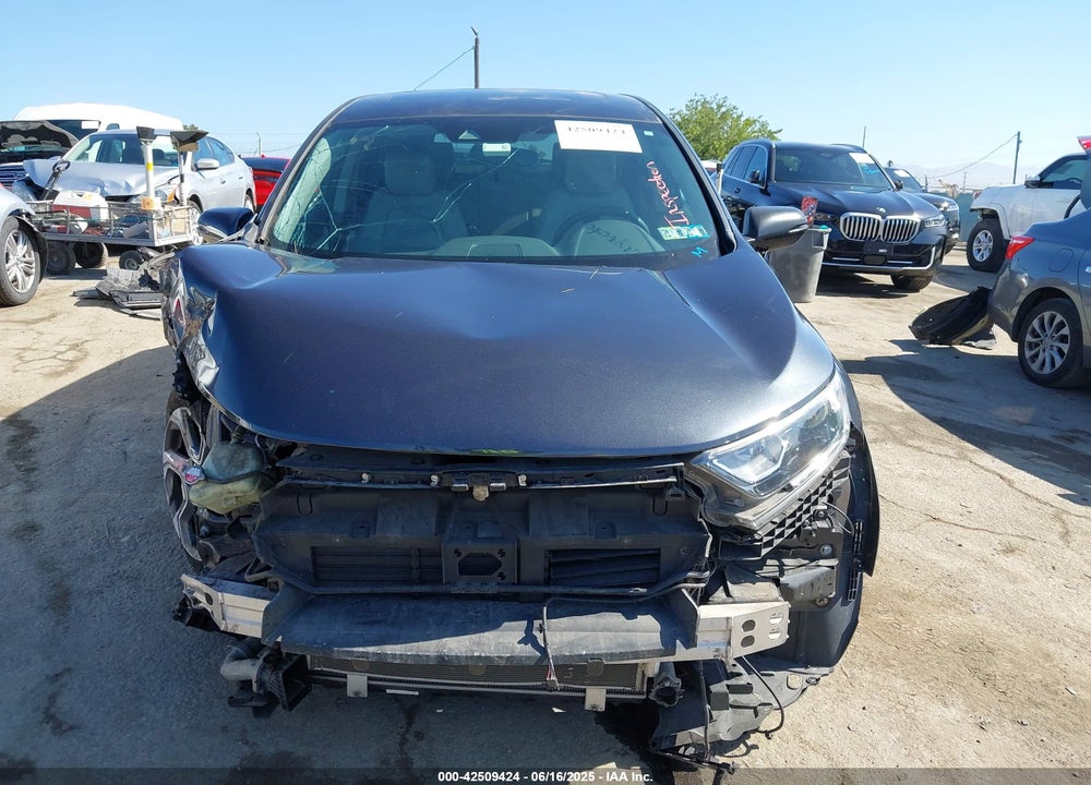 2018 HONDA CR-V VIN: 7FARW2H87JE066984