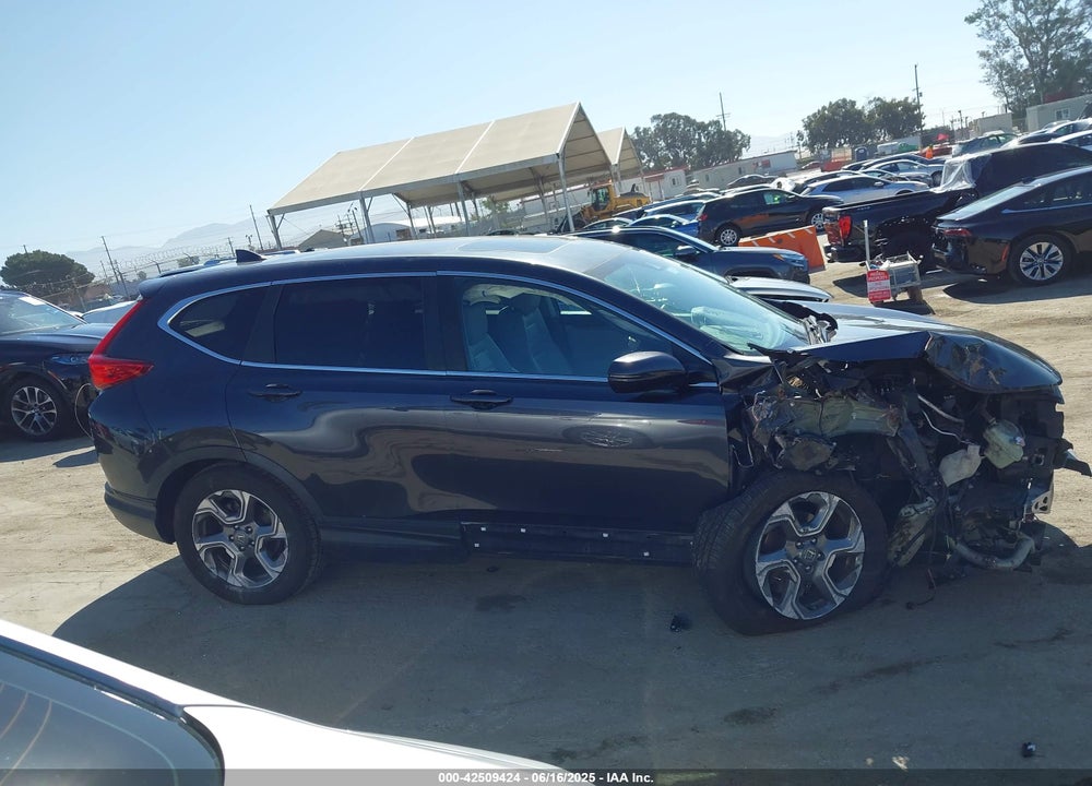 2018 HONDA CR-V VIN: 7FARW2H87JE066984