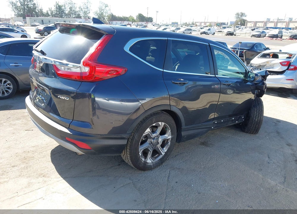 2018 HONDA CR-V VIN: 7FARW2H87JE066984