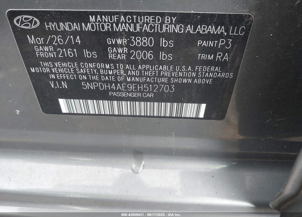 2014 HYUNDAI ELANTRA VIN: 5NPDH4AE9EH512703