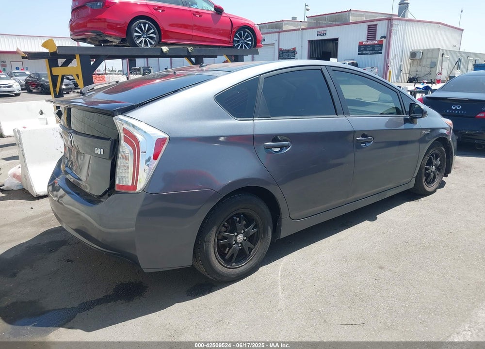 2015 TOYOTA PRIUS TWO VIN: JTDKN3DU0F0439961