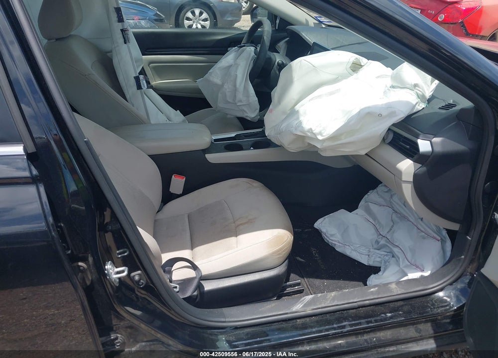 2025 NISSAN ALTIMA VIN: 1N4BL4DV9SN330860