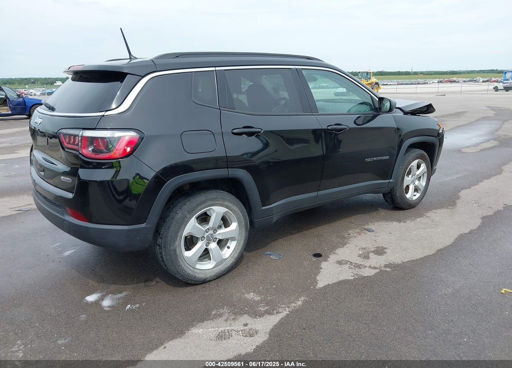 2018 JEEP COMPASS LATITUDE 4X4 VIN: 3C4NJDBB7JT232821