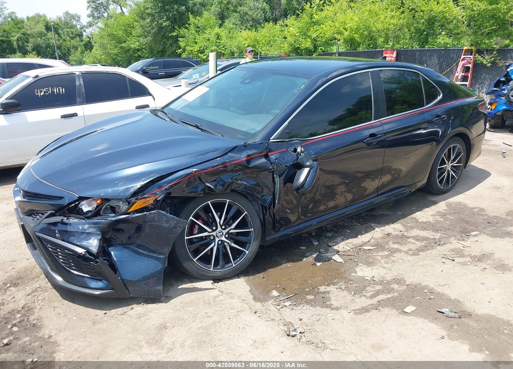 2021 TOYOTA CAMRY VIN: 4T1G11AK8MU411108