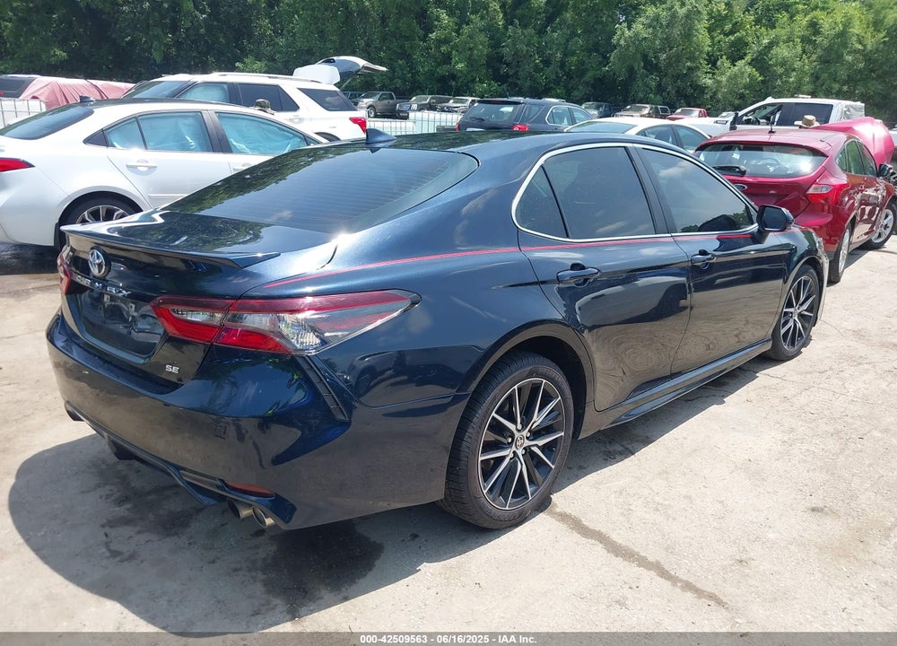 2021 TOYOTA CAMRY VIN: 4T1G11AK8MU411108
