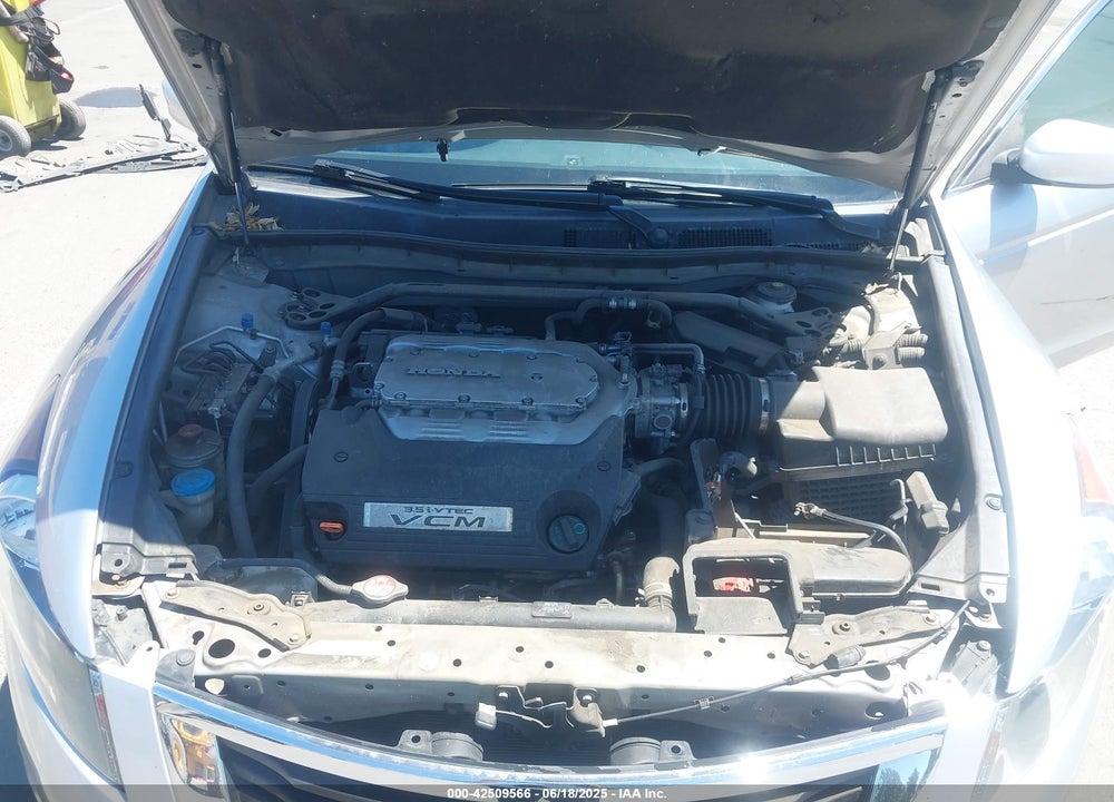 2010 HONDA ACCORD SDN VIN: 1HGCP3F85AA032303