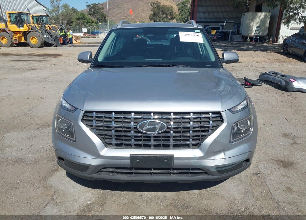 2024 HYUNDAI VENUE VIN: KMHRC8A34RU326147