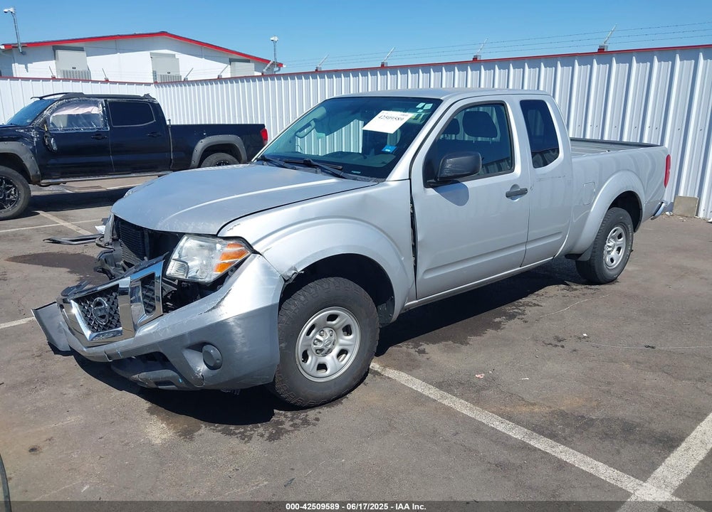 2015 NISSAN FRONTIER VIN: 1N6BD0CT1FN755640