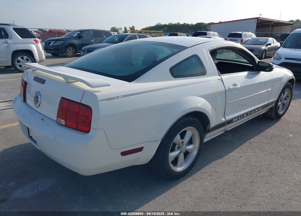 2005 FORD MUSTANG V6 DELUXE/V6 PREMIUM VIN: 1ZVFT80N955201964
