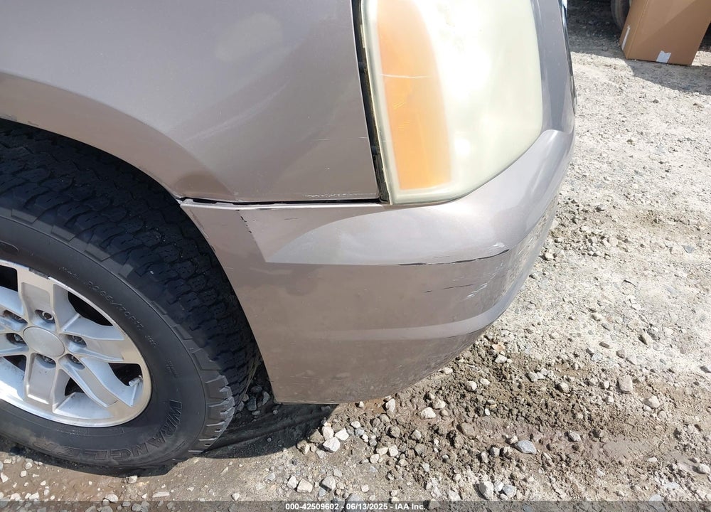 2007 GMC YUKON VIN: 1GKFC13J07R241465