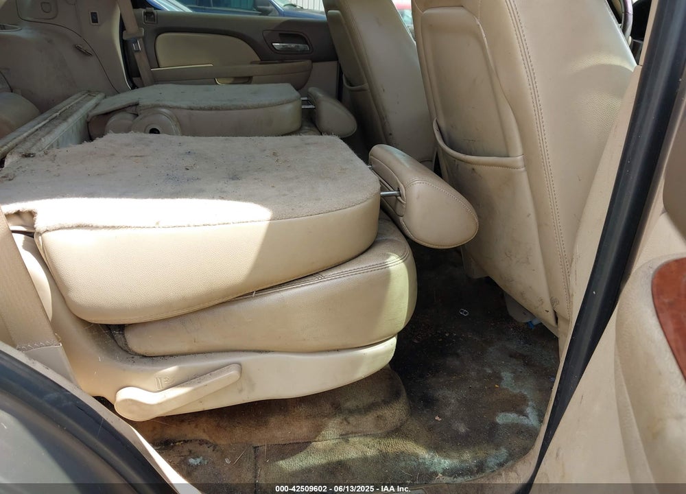 2007 GMC YUKON VIN: 1GKFC13J07R241465