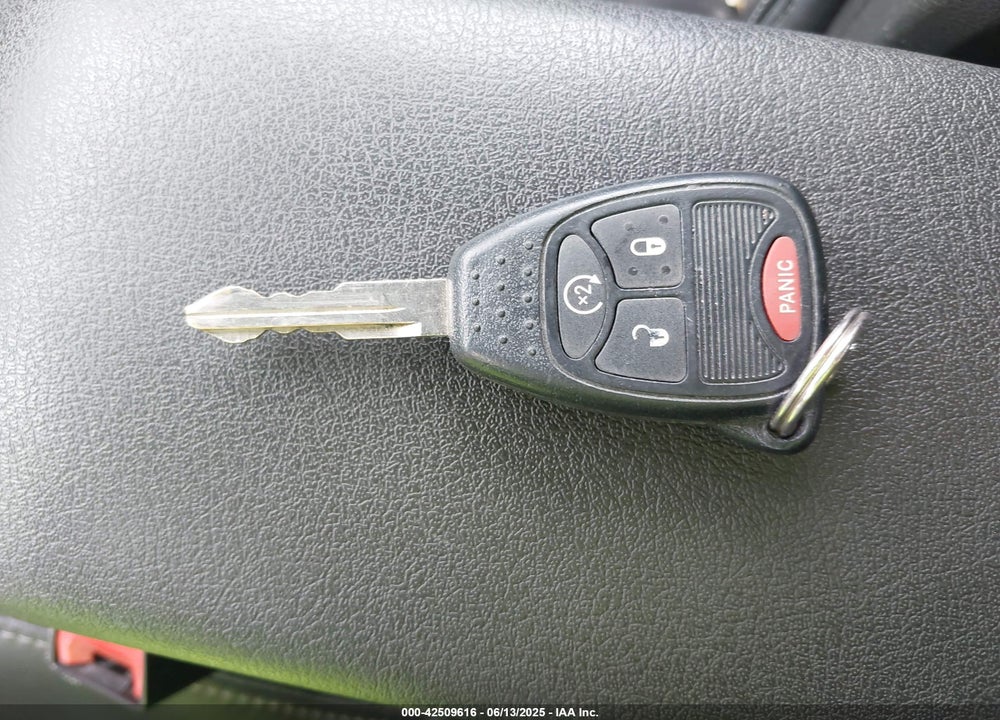 2012 JEEP COMPASS VIN: 1C4NJDCB6CD717717