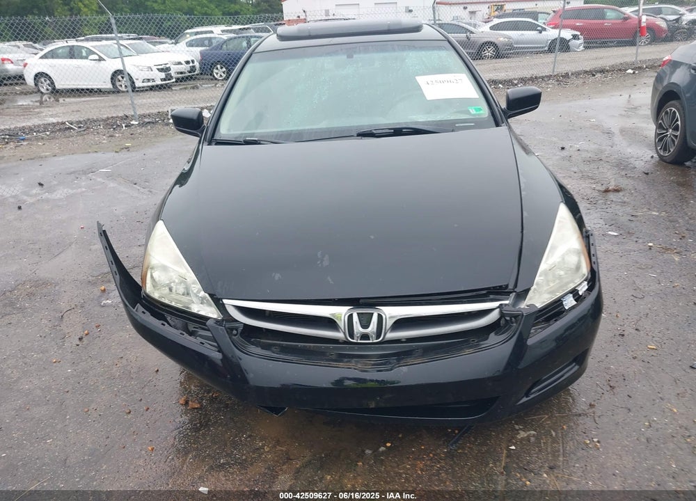 2007 HONDA ACCORD 2.4 EX VIN: 1HGCM56817A190375