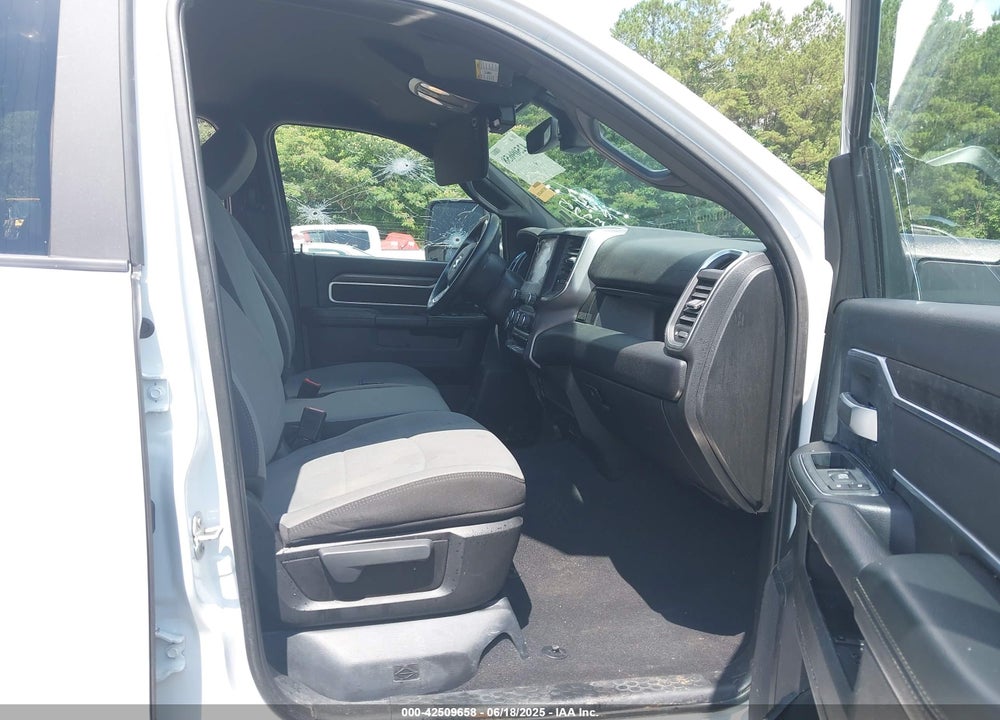 2024 RAM 2500 VIN: 3C6UR5DJ4RG354840