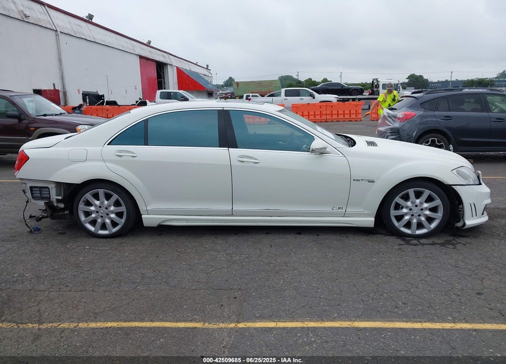2008 MERCEDES-BENZ S CLASS VIN: WDDNG86X98A171426