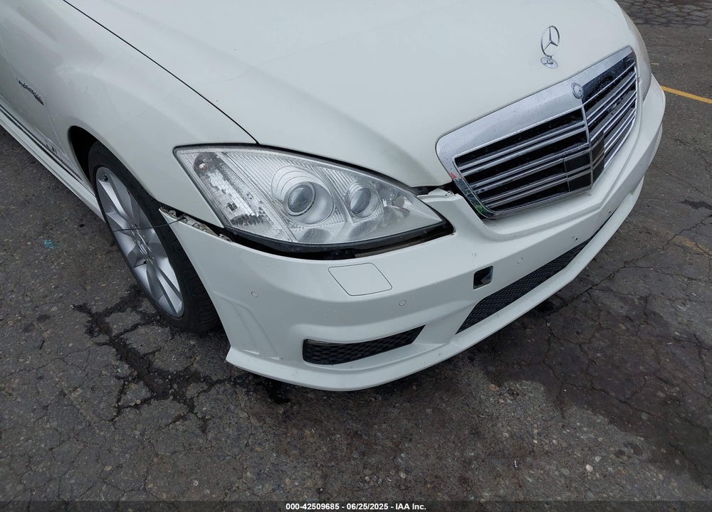 2008 MERCEDES-BENZ S CLASS VIN: WDDNG86X98A171426