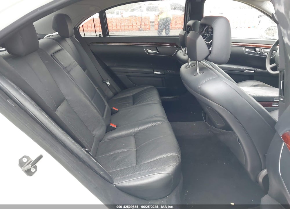 2008 MERCEDES-BENZ S CLASS VIN: WDDNG86X98A171426